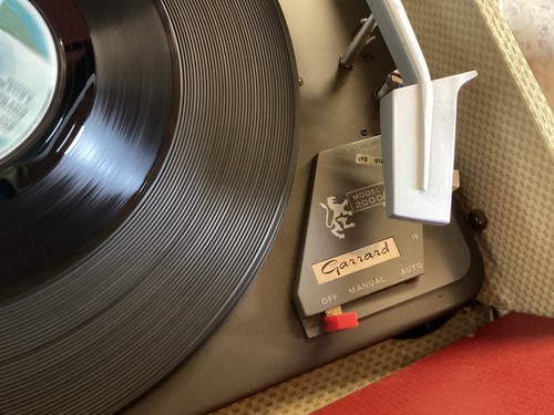 Vintage record player - vintage, ear