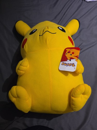 Pokemon pikachu large plush - pikachu,