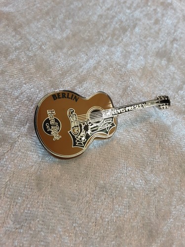 Hard rock cafe - cafe, presley