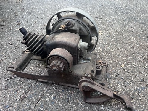Vtg maytag hit miss engine - hit,
