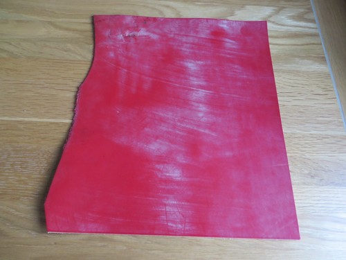 Supple red veg tanned leather - veg,