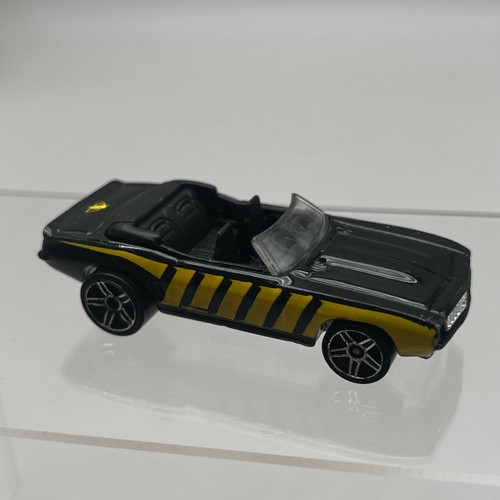 Hot wheels chevy camaro - hot,
