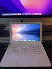 Apple Macbook 2009 (Brand New
