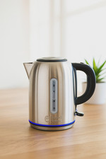 Russell Hobbs Buckingham Kettle Quiet Boil Brushed St Steel Blue LED 3kW 20460