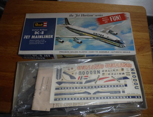 144 revell united airlines - 1/144,