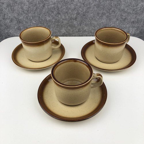 Green x cups - t.g.,