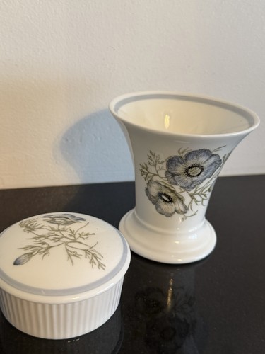 Wedgewood bone china - wedgewood, mist