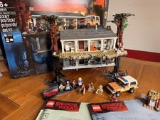 LEGO 75810 the Upside Down