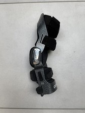 Donjoy Armor Right Knee Brace