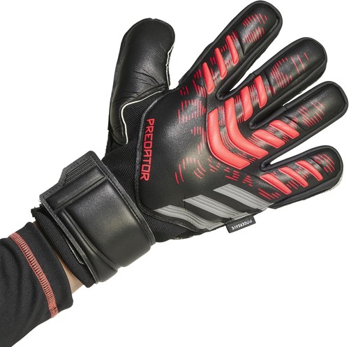 Adidas black predator - predator, match