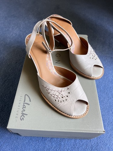Clarks ladies wedge open toe - wedge,