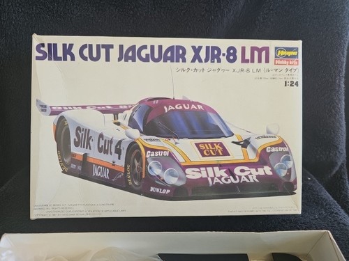 Silk cut jaguar xjr 8 - silk,