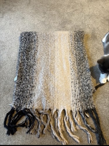 Fluffy scarf - fluffy,