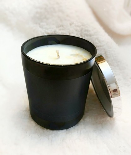 Hand poured scented soy - hand,
