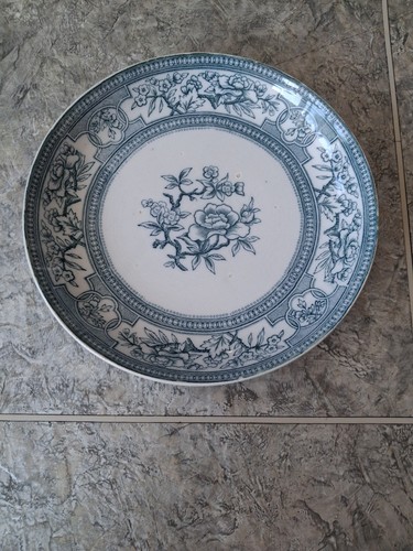 Large havre china plate - large,