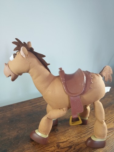 Disney store official - store, bullseye
