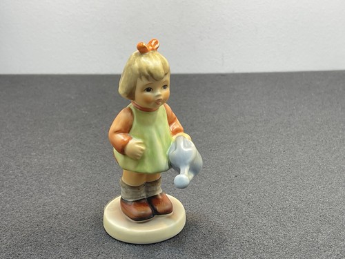Hummel figurine 729 - hummel,