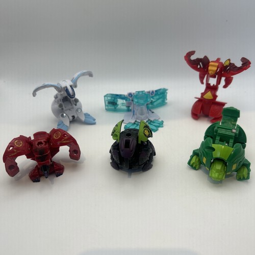 Bakugan figure bundle - bakugan,
