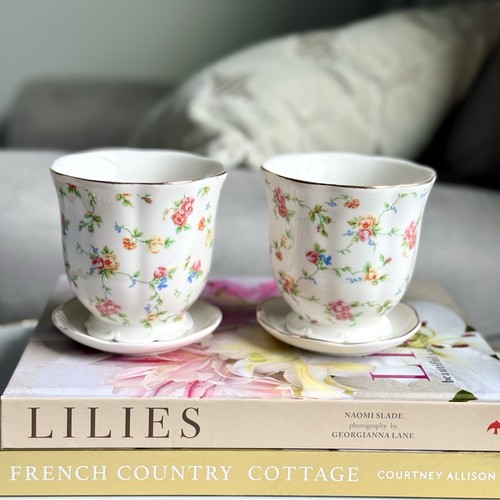 Vtg floral teacup - vtg, planter