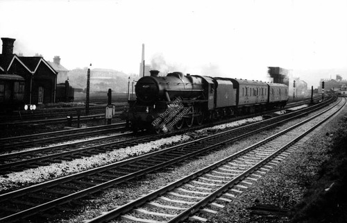 1966 mirfield train - train, station