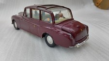 Triang Spot On no.260 Royal Rolls Royce Phantom V - All honest original example!