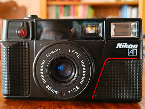 Nikon l35af2 35mm film - nikon,
