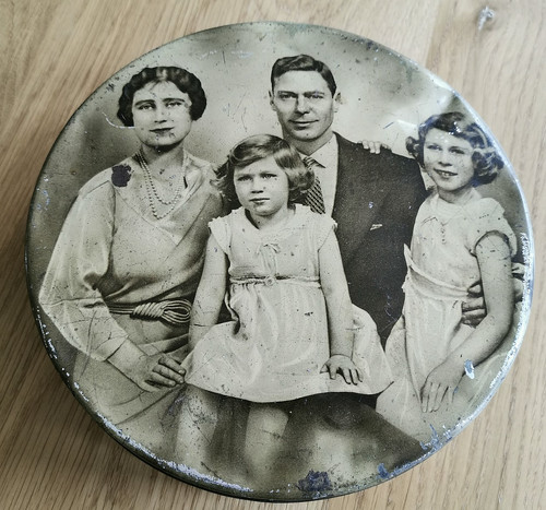 King george family portrait - family,