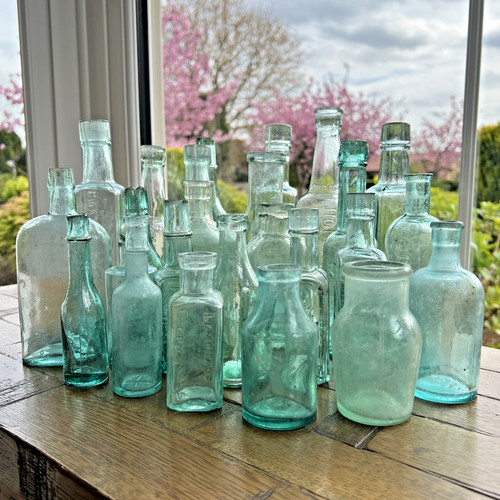 Old fashioned aqua green glass - green,