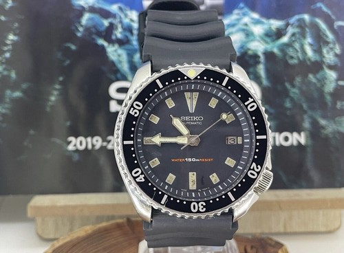 Seiko men black watch - men's,