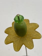 PRETTY VINTAGE HAT PIN  (A819)