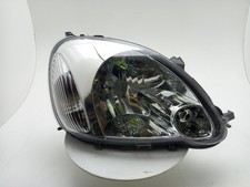 TOYOTA YARIS Headlamp