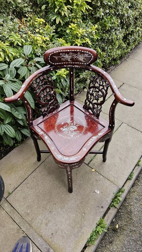 Ornate chinese rosewood corner - ornate,