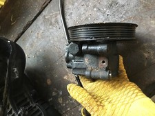 Mondeo mk3 1.8  breaking - Power steering pump ps pump - FOC Delivery