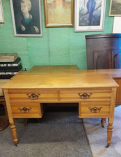 VICTORIAN SATIN WALNUT