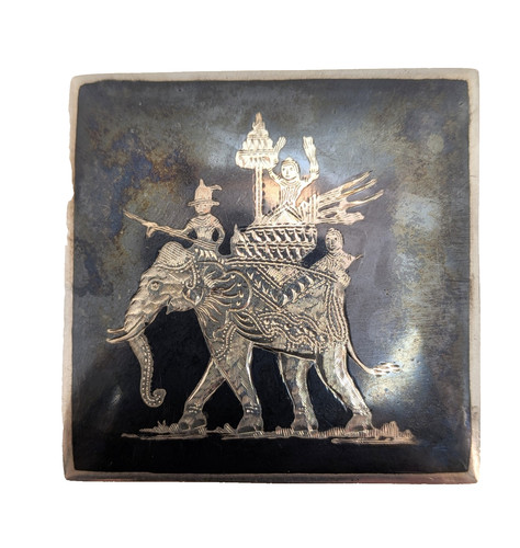 Vintage silver elephant - elephant, brooch