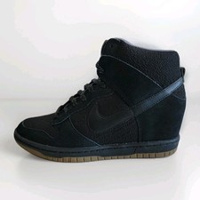 NIKE DUNK SKY HI ESSENTIAL