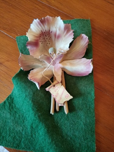 Vintage capodimonte lily - vintage,