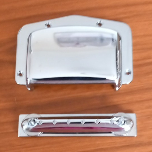 Silver electric guitar - electric, bridge
