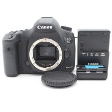 Canon EOS 5D Mark III Digital