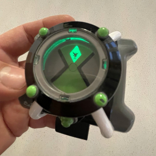Ben light omnitrix toy - 10, light-up