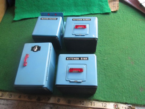 Vintage tin plate kitchen - 4,
