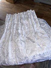 Dorma Winchester Blackout