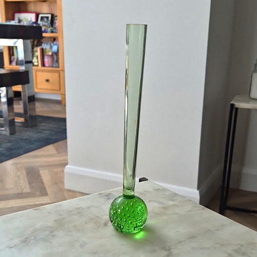 Unmarked green glass - bud, vase