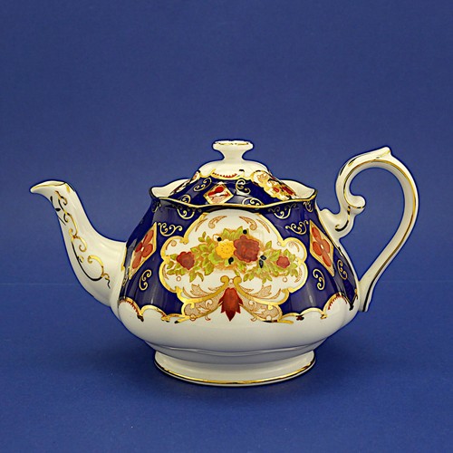 Large royal albert heirloom - royal,