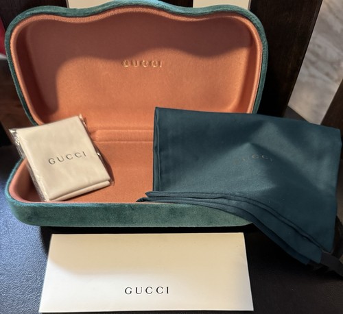 Gucci green velvet eyeglasses - green,
