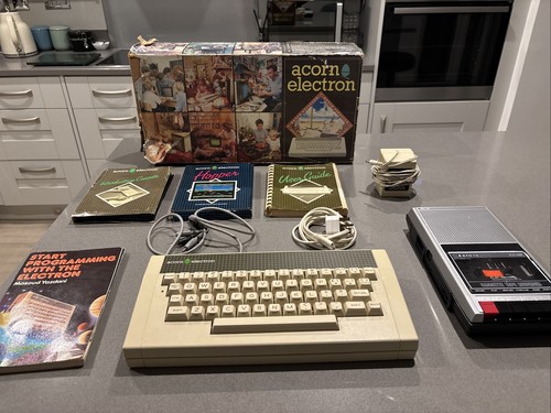 Acorn electron bundle - acorn,