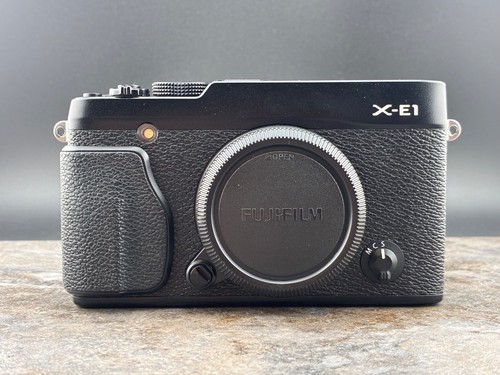 Fujifilm 16mp mirrorless - 16mp,