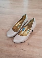 Tsubo Shoes Nude Beige Women's 7.5 US, 6 UK, 38.5 EU  Leather Heel Pumps 