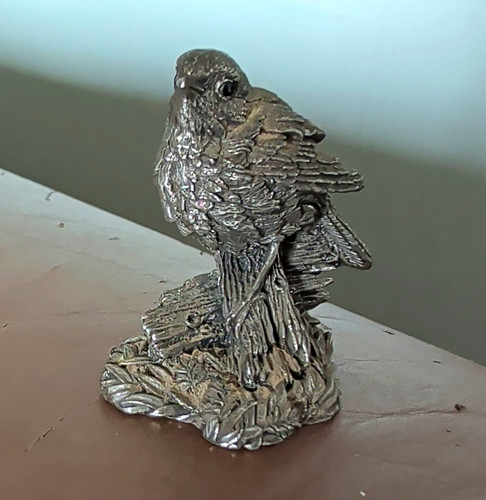 Royal selangor pewter robin - selangor,