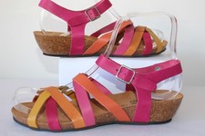Moshulu Strappy Leather